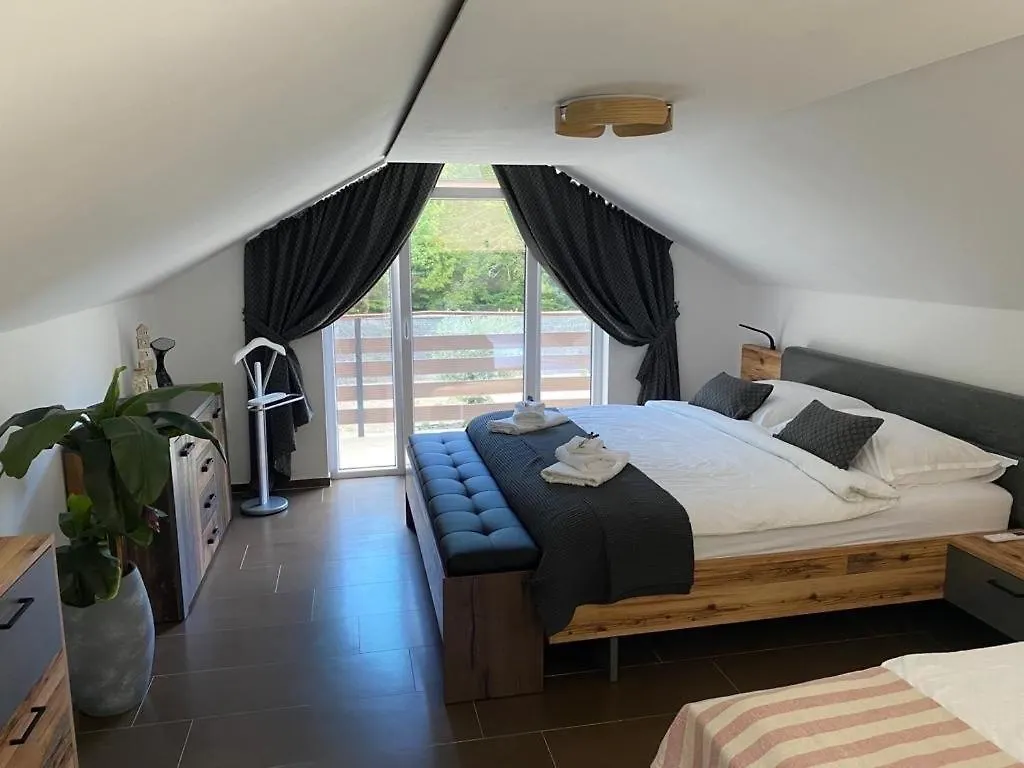 Studio Apartman Alexandra Bakarac