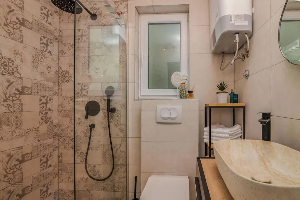 Holiday home Studio Apartman Alexandra Bakarac