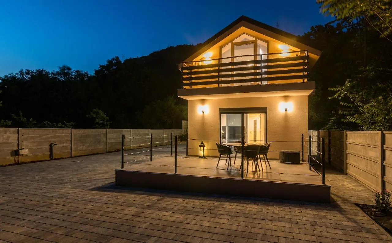 Studio Apartman Alexandra Bakarac Holiday home